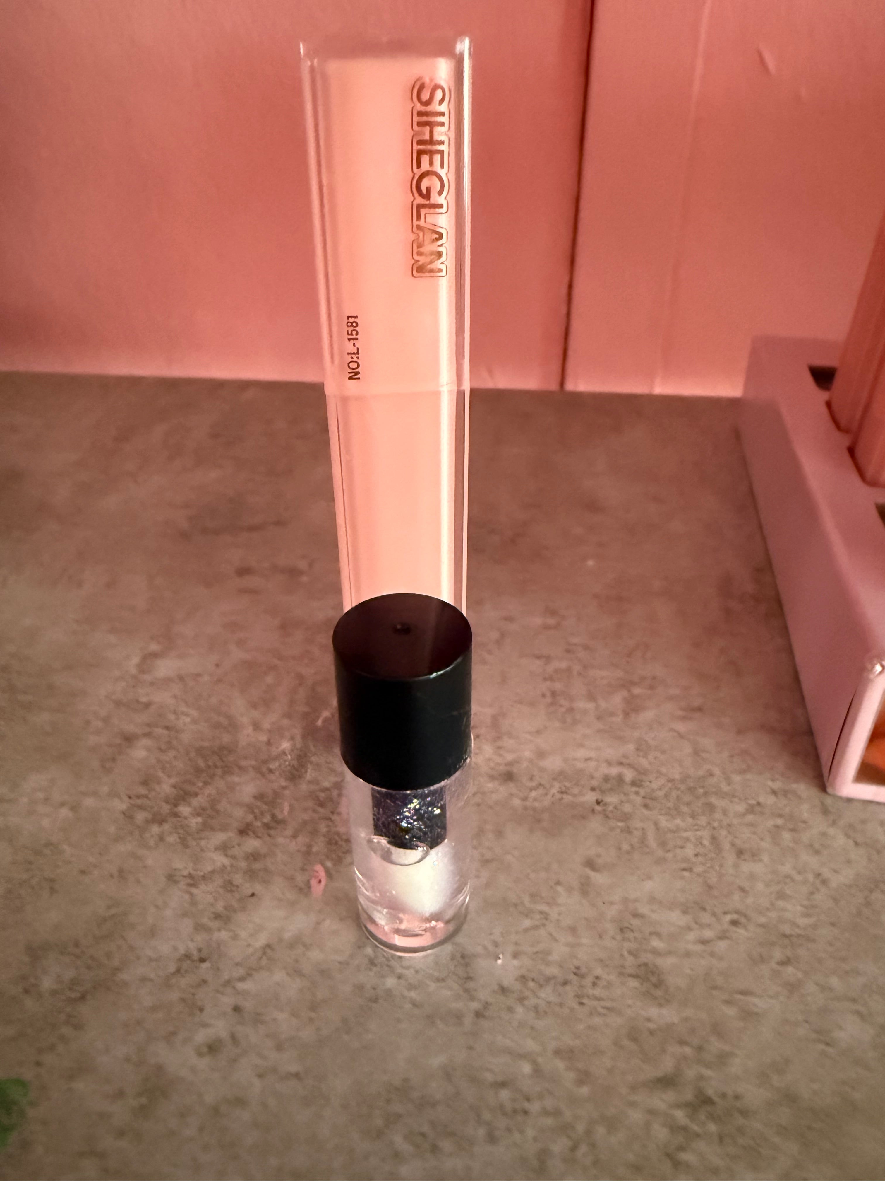 Lipgloss (only pink full size)