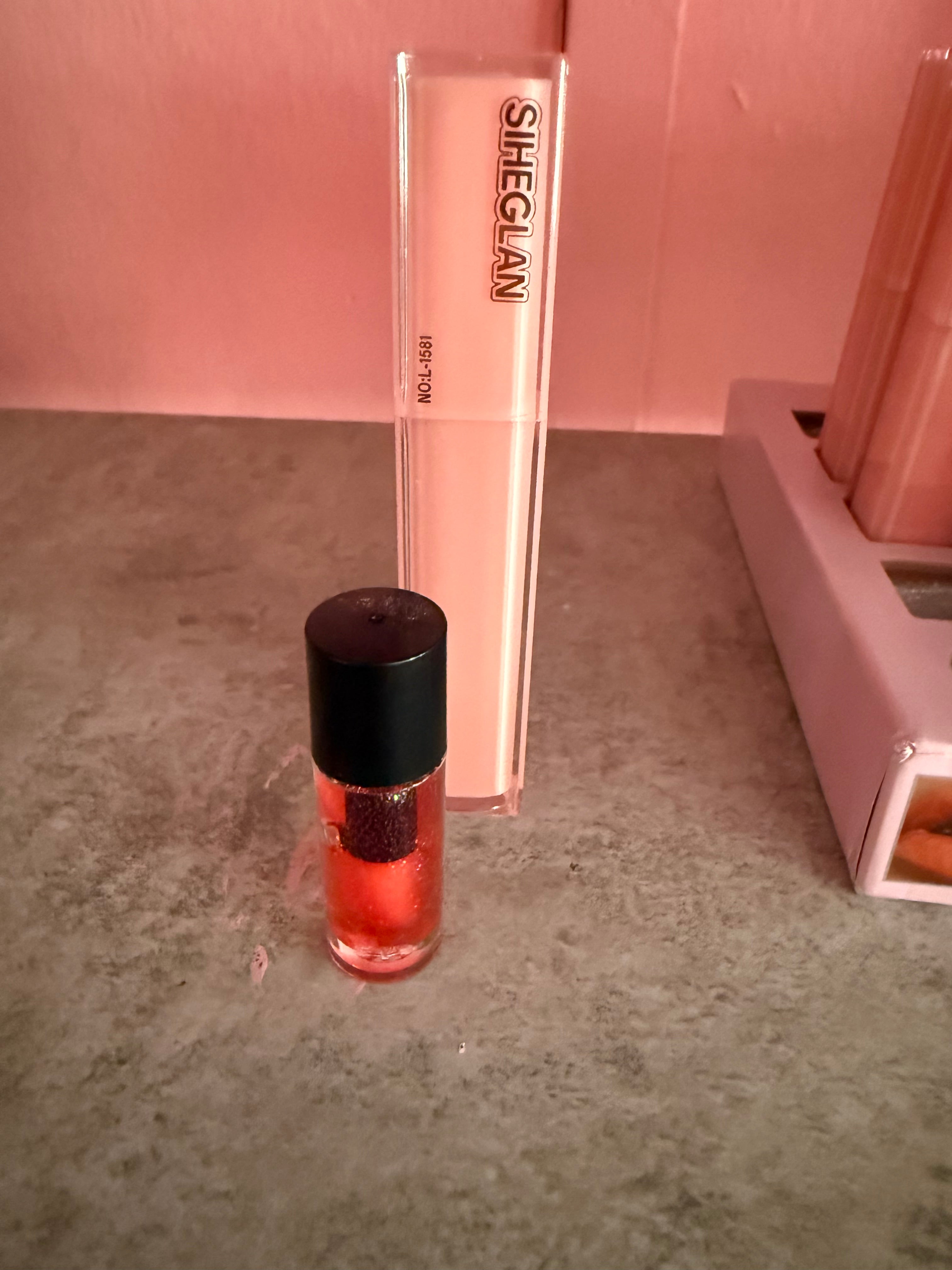 Lipgloss (only pink full size)