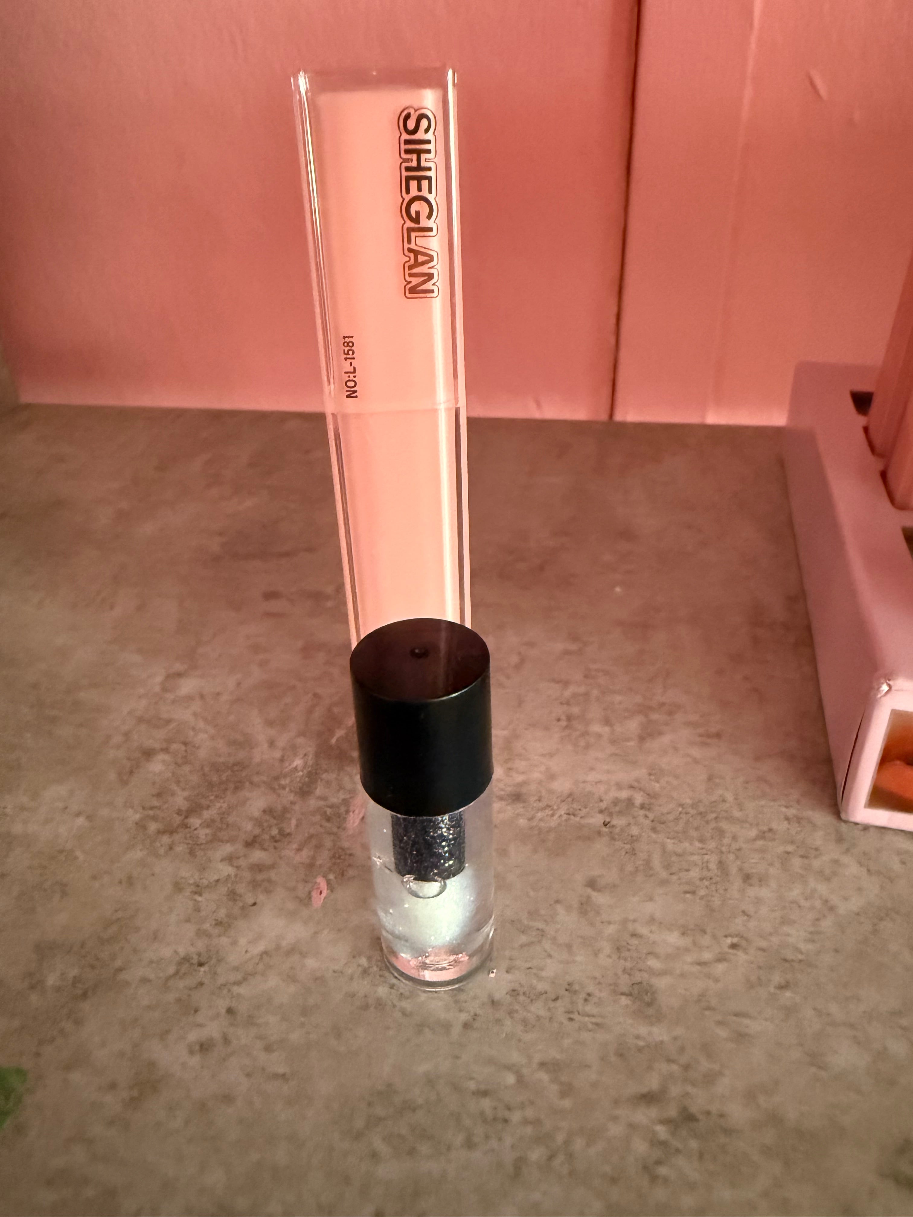 Lipgloss (only pink full size)